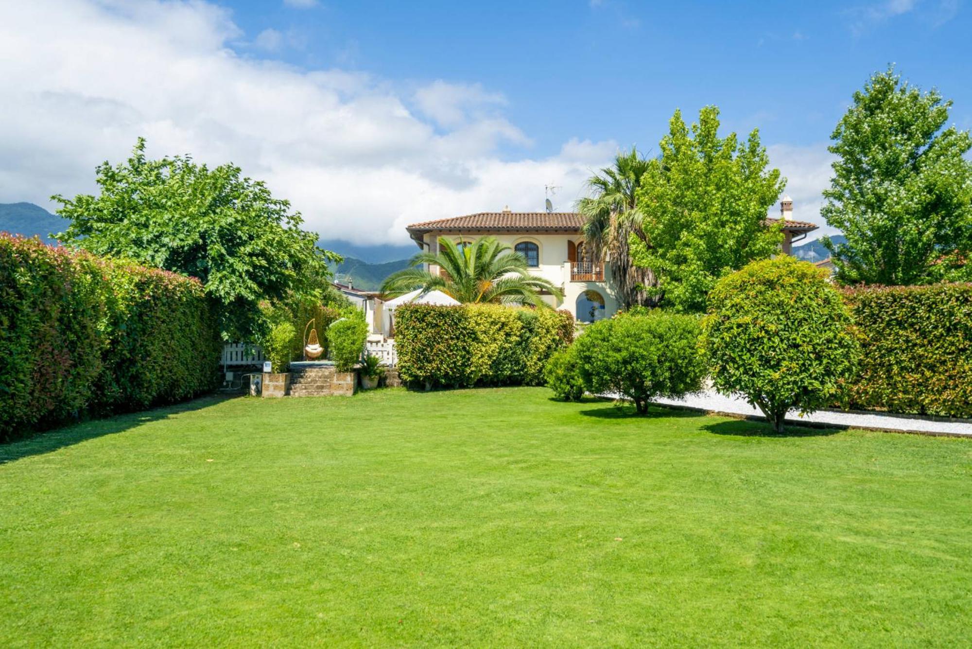 Villa Lorenzo Querceta Zewnętrze zdjęcie